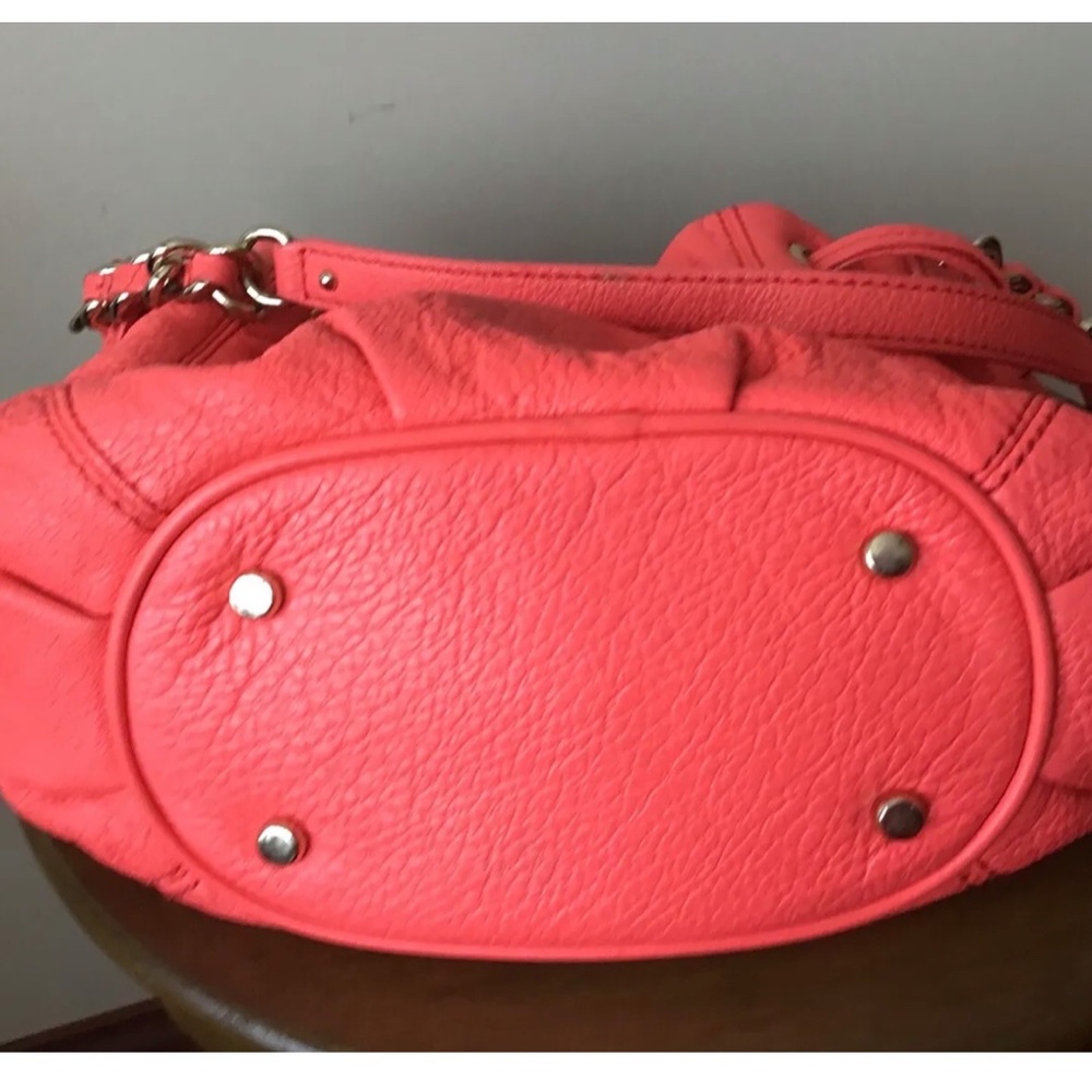KATE SPADE Drawstring Coral color Pebbled Leather Bucket Bag wallet - Picture 8 of 10
